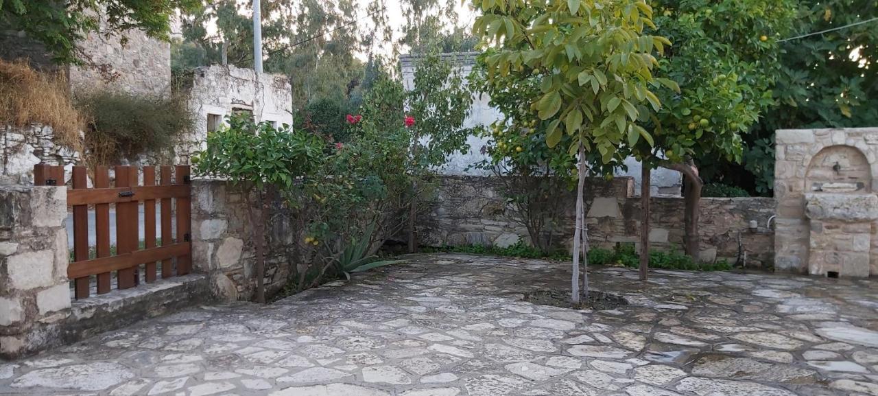 Small Traditional House In Asfendiou Kos Agios Dimitrios  Eksteriør billede